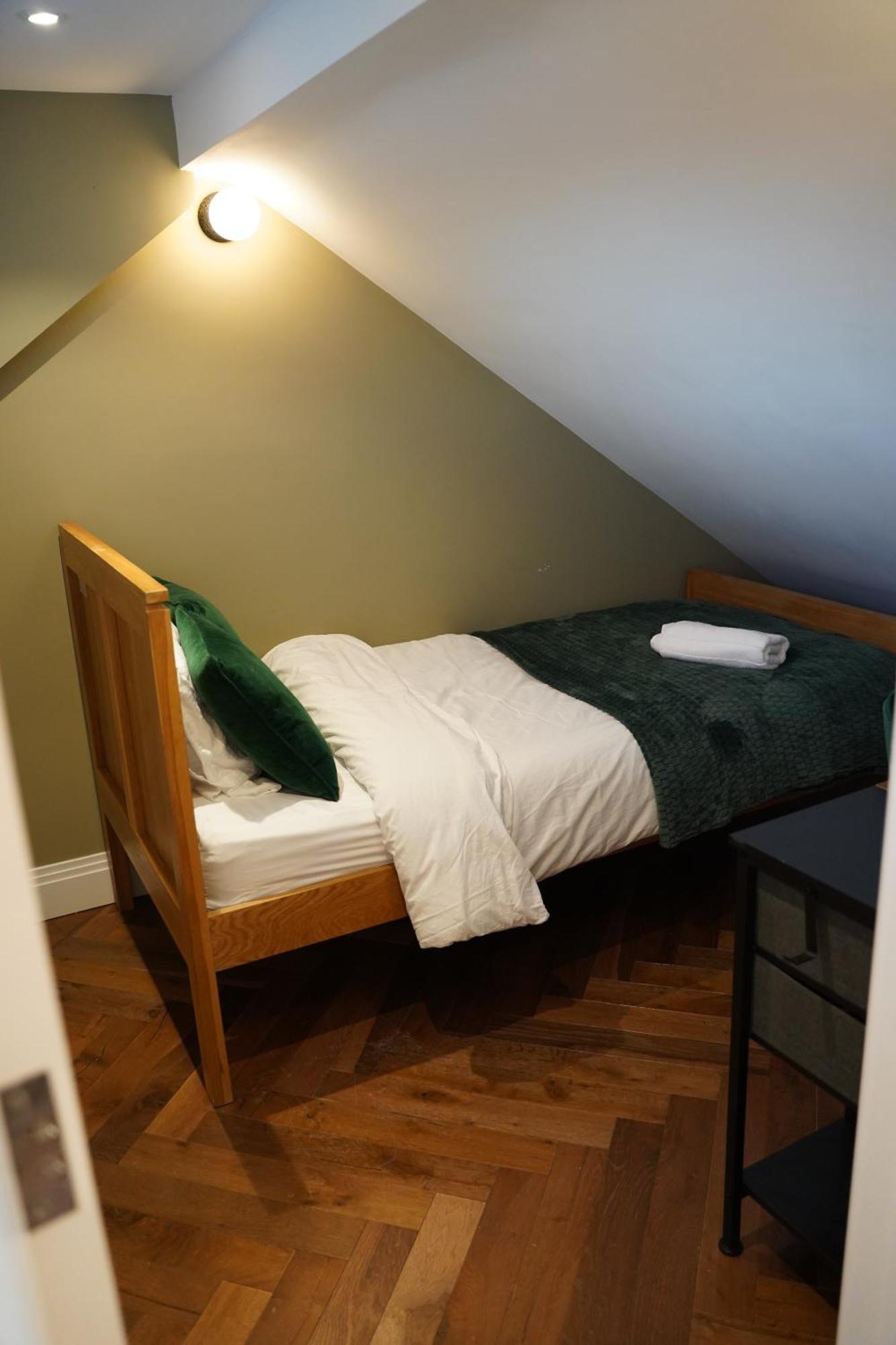 Super Deluxe Apartment بارنيت المظهر الخارجي الصورة